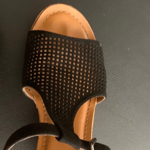 **SOLD** LIKE NEW Franco Sarto Wedge Sandals. Worn twice, size 7 - Picture 2 of 4